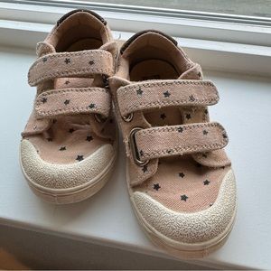 Bonton Pink Star Velcro Sneakers - Toddler - US 6 / EU 22